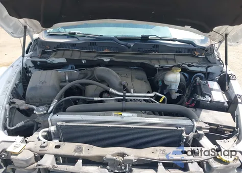 2017 Ram 1500 Express 4X4 6'4 Box из США, поврежденный, VIN 1C6RR7FTXHS728021